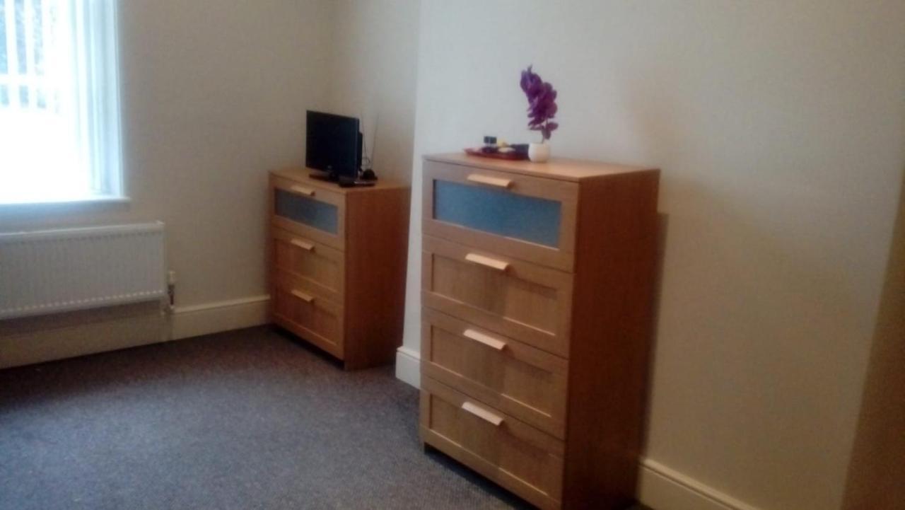 Carer 4 You Residential Home Upholland Extérieur photo